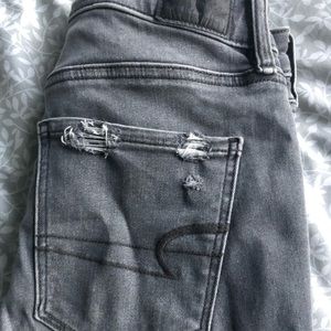 AE NEXT LEVEL DENIM SKINNY - SZ 4